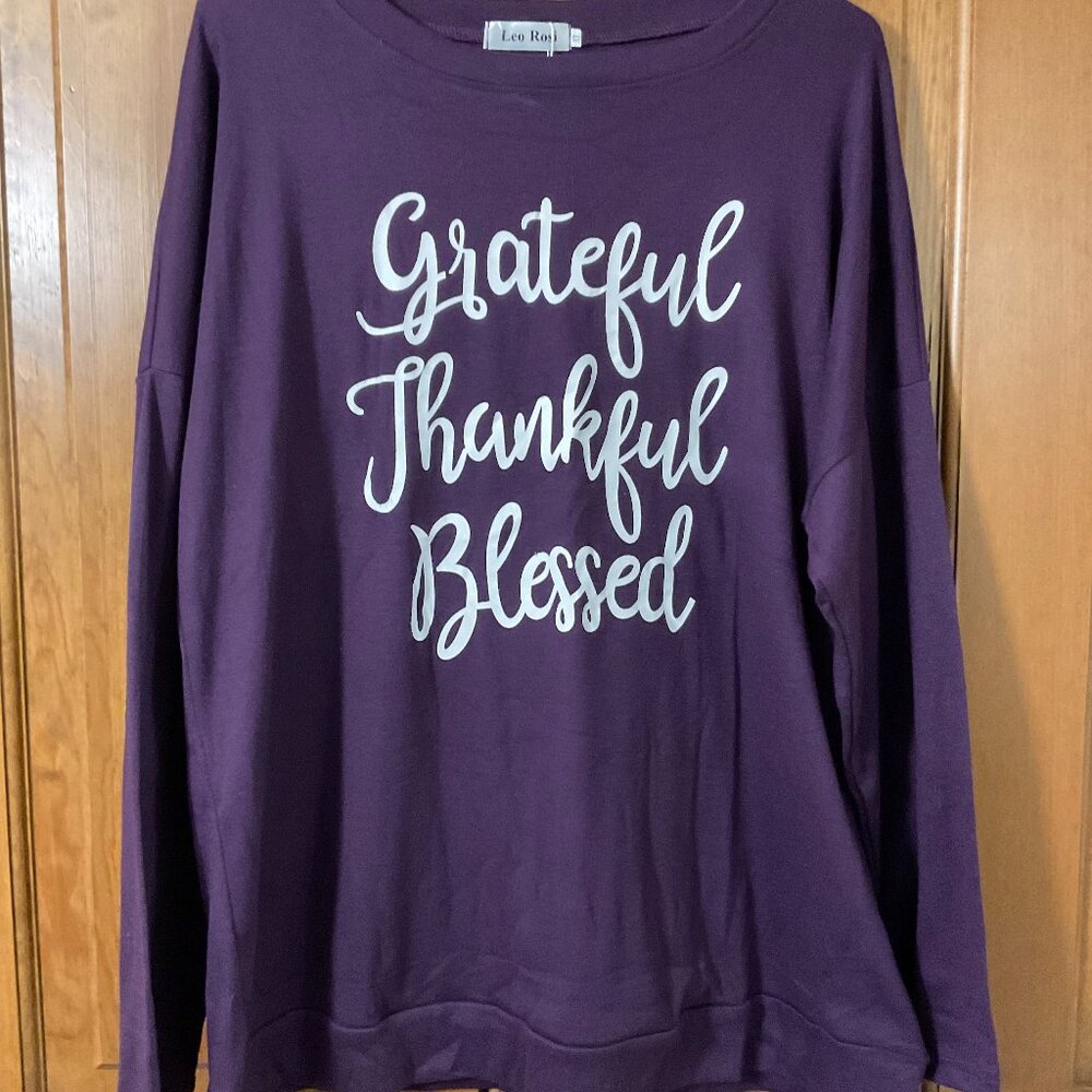 Leo Rosi NWT Women's Graphic Long Sleeve T-Shirt.   Grateful Thankful Blessed